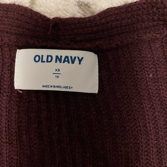 Old Navy sweater Burgundy size xs - Picture 2 of 2